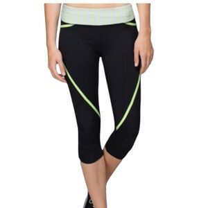 Women's Black and Green Athletic Capri Leggings